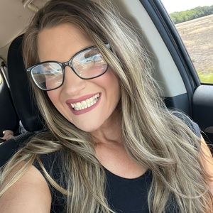 Meet your Posher, Aubrie